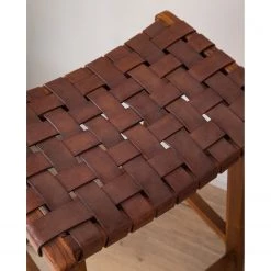 Ars manufacti Tabouret de bar Bourbourg - Cuir tressé / Teck massif - marron cognac / Teck -Commodes enfant Soldes 1000183943 200610 06204300002 DETAILS P000000001000183943